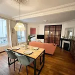 Appartement Neuf Au Coeur Du Marais